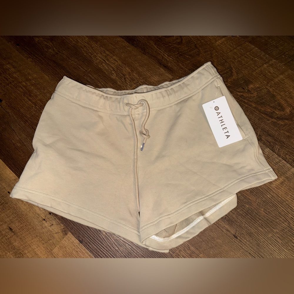 New | Athleta Heavyweight Sporty Short Large